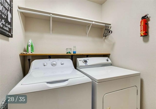 5 Horseshoe Dr, Holiday Island, AR 72631 - washroom featuring washing machine and clothes dryer