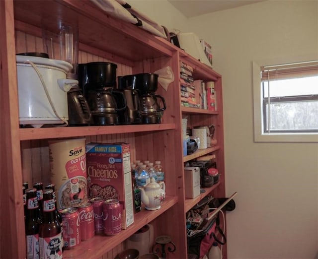 1042 County Road 445, Berryville, AR 72616 - view of pantry