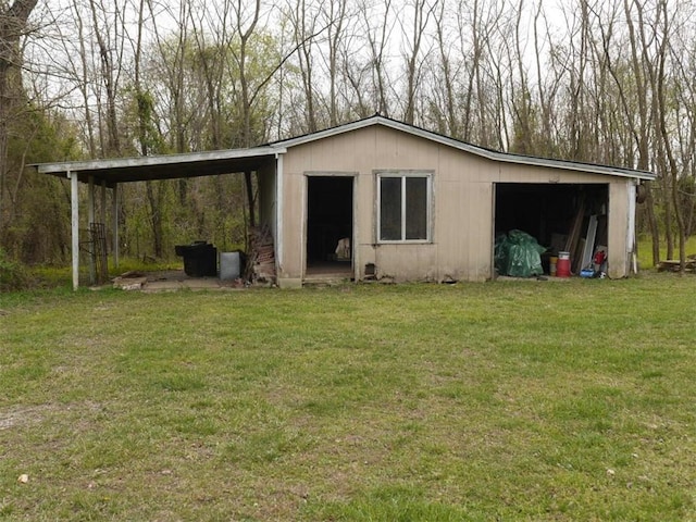 1042 County Road 445, Berryville, AR 72616 - view of pole building featuring a yard