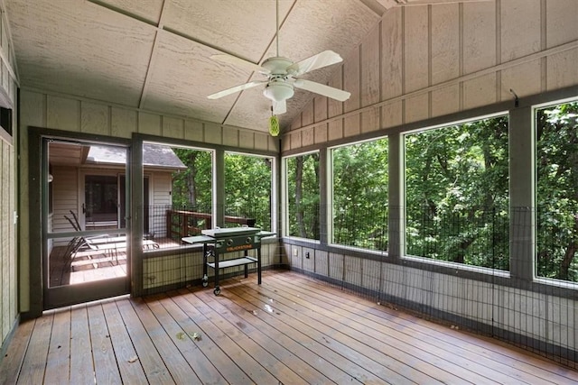 20 Kirkcudbright, Bella Vista, AR 72715 - sunroom / solarium with a ceiling fan, vaulted ceiling, and healthy amount of natural light