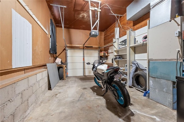 224 N Allen St, Harrison, AR 72601 - garage with a garage door opener