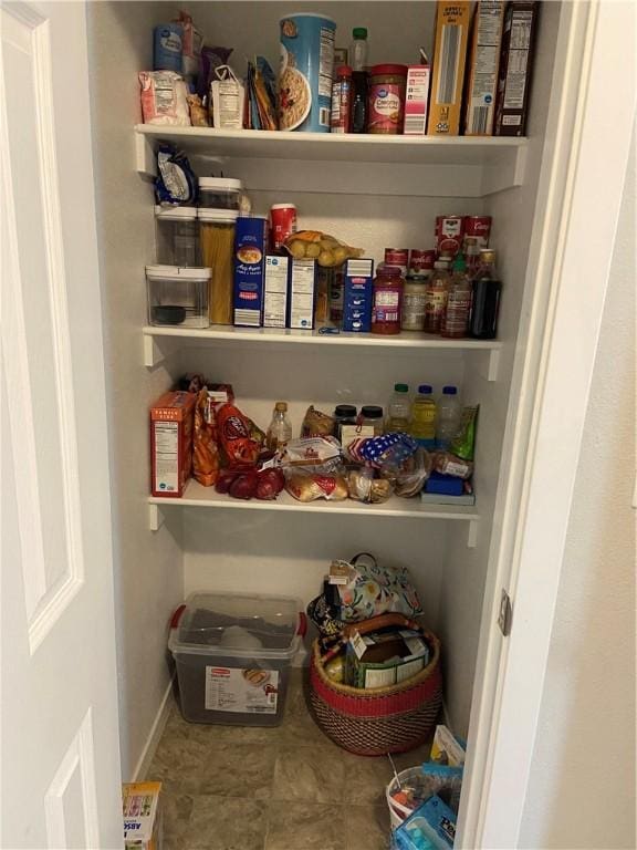808 NW 69th Ave, Bentonville, AR 72713 - view of pantry