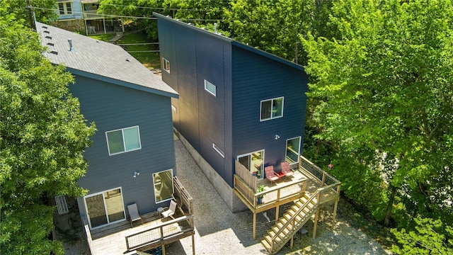239 N Fletcher Ave, Fayetteville, AR 72701 - back of property featuring a wooden deck