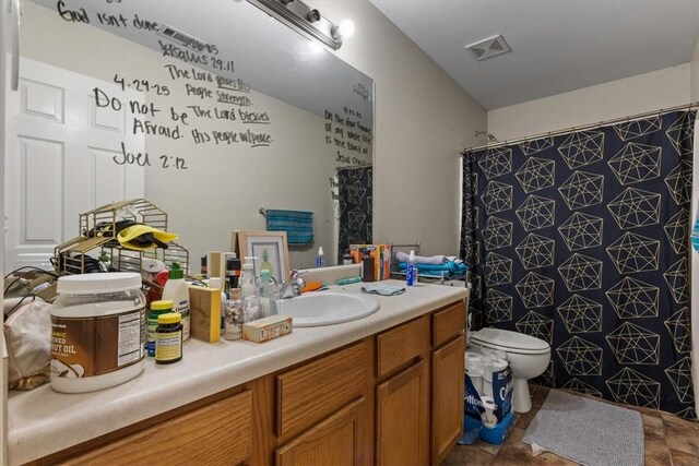 256/258 Graystone Cir, Centerton, AR 72719 - full bath with vanity and curtained shower