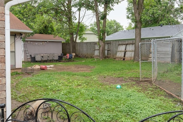 1013 N 26th St, Rogers, AR 72756 - view of fenced backyard