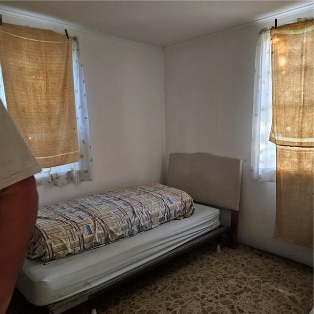 576 E State Highway 393, Delaware, AR 72835 - bedroom with ornamental molding