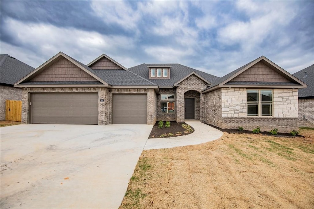 302 Doral Dr, Cave Springs, AR 72718 - photo 1