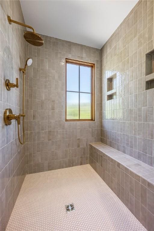 300 NW 5th St, Bentonville, AR 72712 - bathroom featuring tiled shower