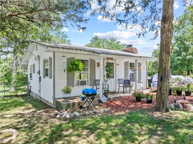 203 Larchwood Dr, Diamond City, AR 72644 - photo 1