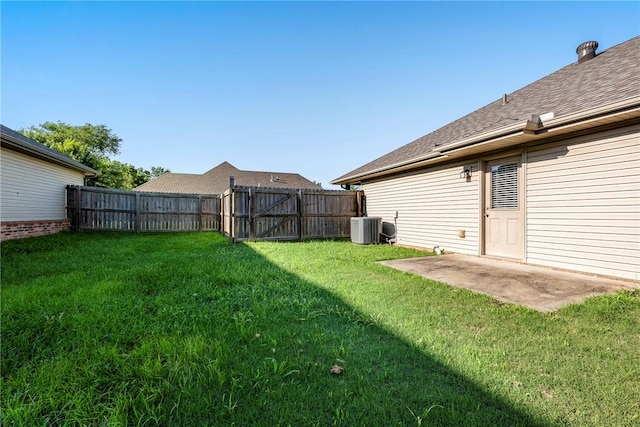 3900 SW Capstone Ave, Bentonville, AR 72712 - fenced backyard featuring a patio