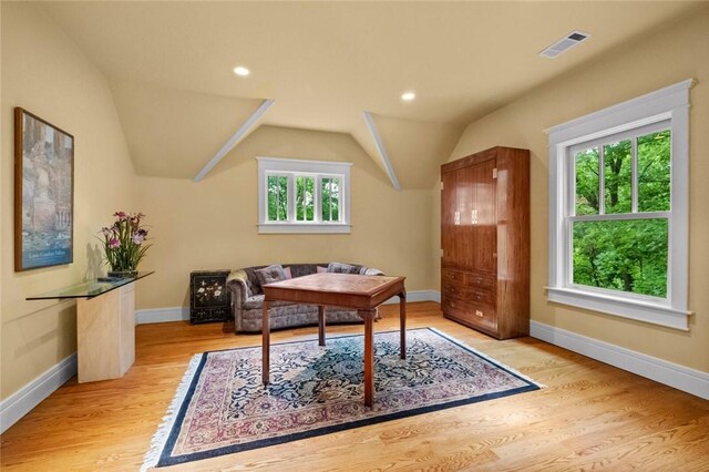 150 Jackson Cove Cres, Eureka Springs, AR 72631 - home office with healthy amount of natural light, vaulted ceiling, light wood-style flooring, and recessed lighting