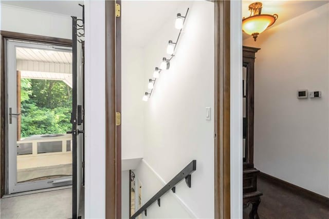 8173 Spanker Creek Rd, Bentonville, AR 72712 - view of hall