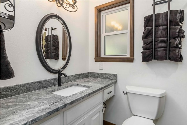 8173 Spanker Creek Rd, Bentonville, AR 72712 - half bath featuring vanity and toilet