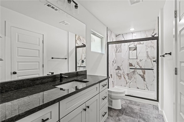 53 Belgravia Dr, Bella Vista, AR 72715 - full bath with a marble finish shower and vanity