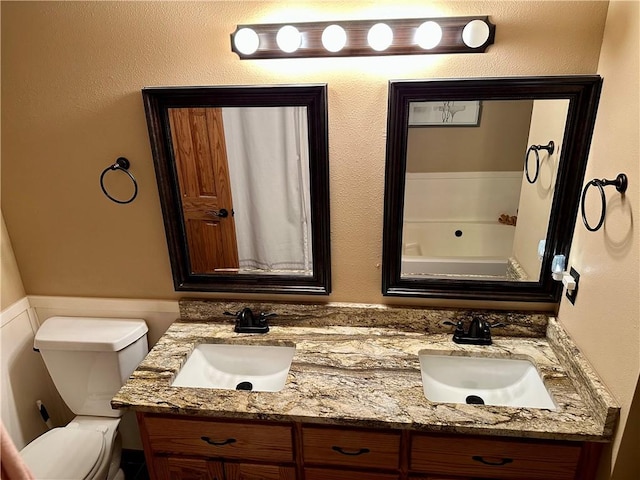 9364 Everest Pl, Rogers, AR 72756 - bathroom with double vanity and toilet
