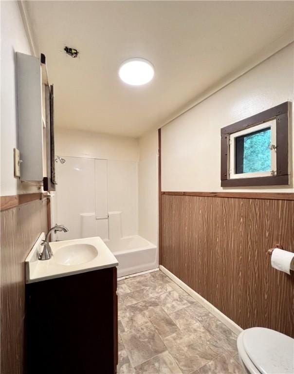 440 N Duff Ave, Sulphur Springs, AR 72768 - full bath featuring vanity, a wainscoted wall, and wooden walls
