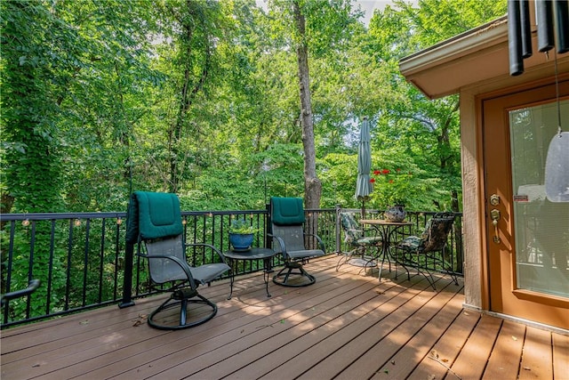 2 Kildonan Ln, Bella Vista, AR 72715 - deck featuring outdoor dining area