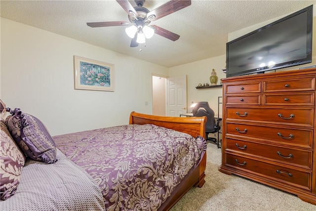 2 Kildonan Ln, Bella Vista, AR 72715 - bedroom with light carpet, a textured ceiling, and ceiling fan