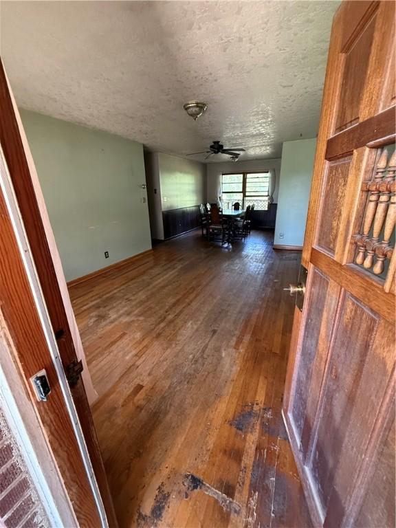 208 Mountain Ave, Berryville, AR 72616 - photo 12