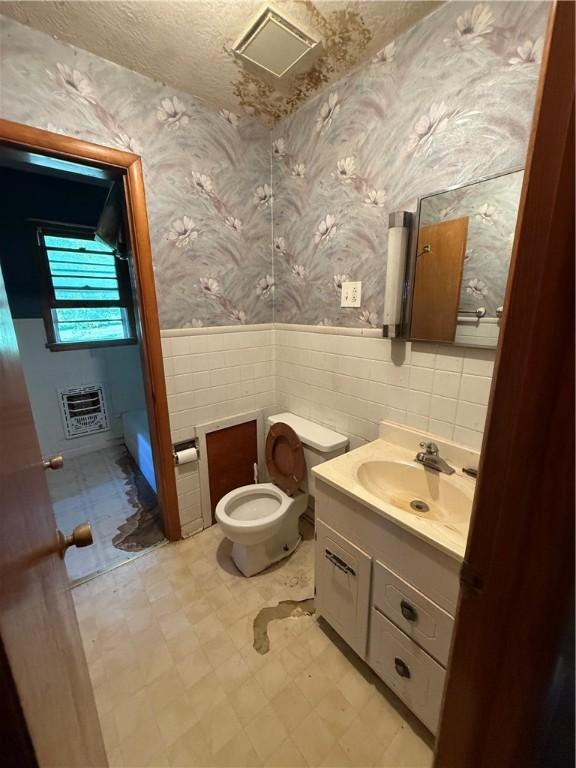 208 Mountain Ave, Berryville, AR 72616 - photo 17