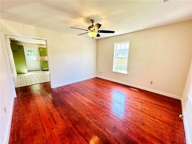 407 N 3rd St, Dardanelle, AR 72834 - photo 2
