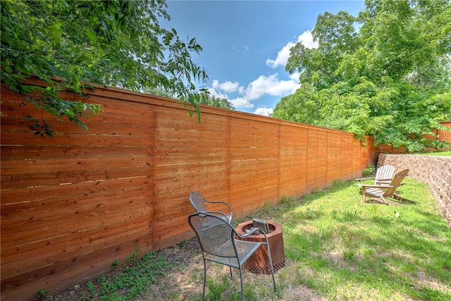 118 Briartown, Bentonville, AR 72712 - fenced backyard with a fire pit