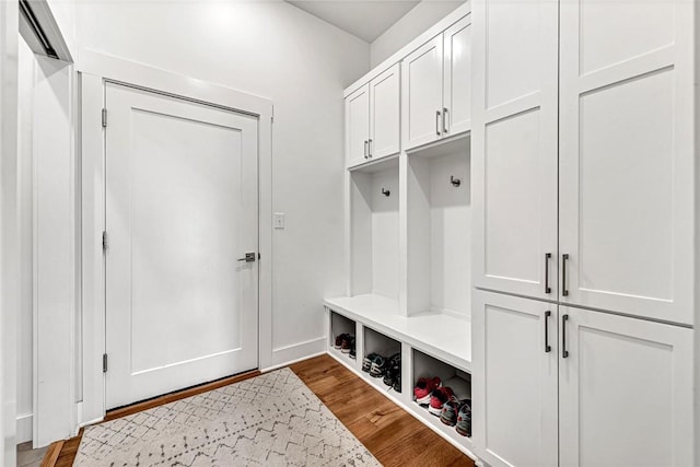 118 Briartown, Bentonville, AR 72712 - mudroom with wood finished floors