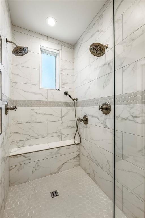 406 SW E St, Bentonville, AR 72712 - full bath with a tile shower