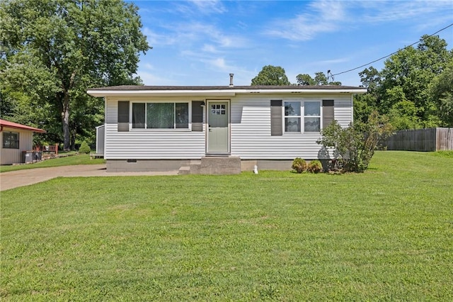 142 N Maple St, Cave Springs, AR 72718 - view of front of property with crawl space and entry steps