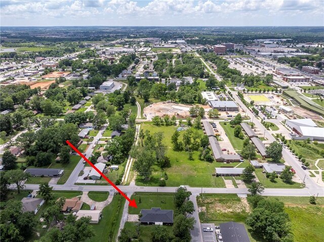 1011 SE C St, Bentonville, AR 72712