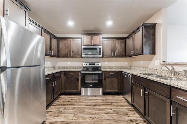 2201 Brown Bear Ln, Gentry, AR 72734 - photo 8