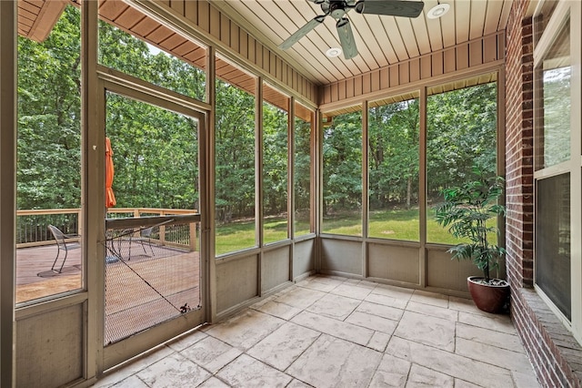 3321 E Cadberry Ter, Fayetteville, AR 72701 - unfurnished sunroom featuring ceiling fan