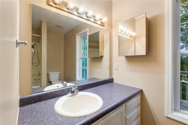 17 Pivot Rock Rd Unit 5, Eureka Springs, AR 72632 - full bath with vanity, healthy amount of natural light, and bathtub / shower combination