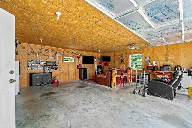 950 Nemett Cir, Pea Ridge, AR 72751 - garage with ceiling fan