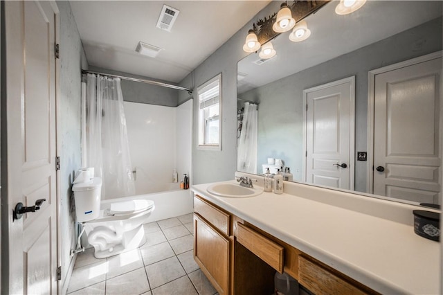 21569 Sibley Rd, Sulphur Springs, AR 72768 - bathroom featuring vanity, tile patterned flooring, and shower / bath combo with shower curtain