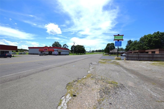 706 S 2nd St, Stilwell, OK 74960