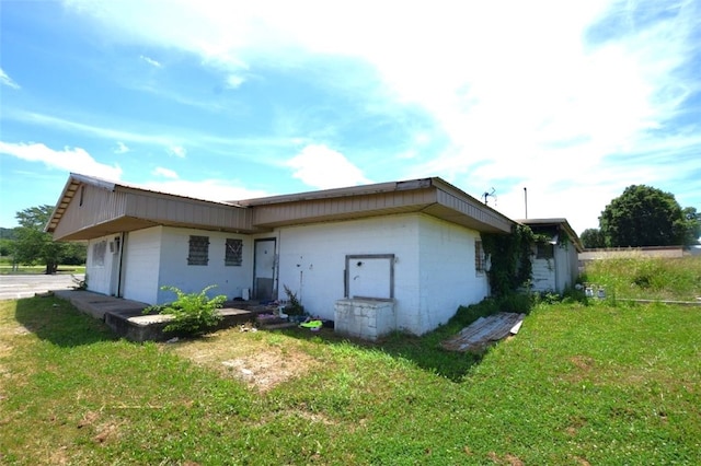706 S 2nd St, Stilwell, OK 74960