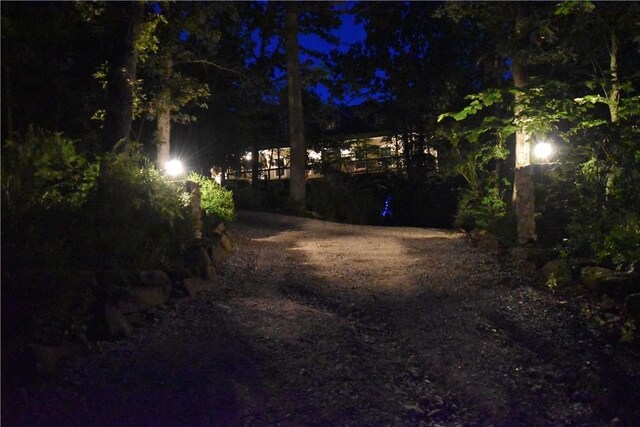 19641 Conestoga Rd, Elkins, AR 72727 - view of yard at night