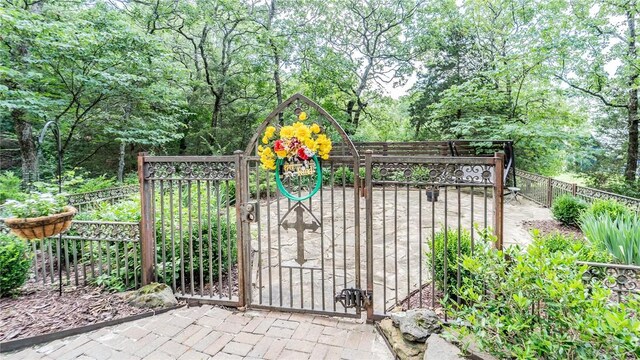 19641 Conestoga Rd, Elkins, AR 72727 - view of gate