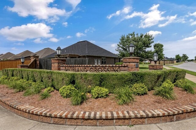 3004 N 16th St, Rogers, AR 72756 - view of community sign