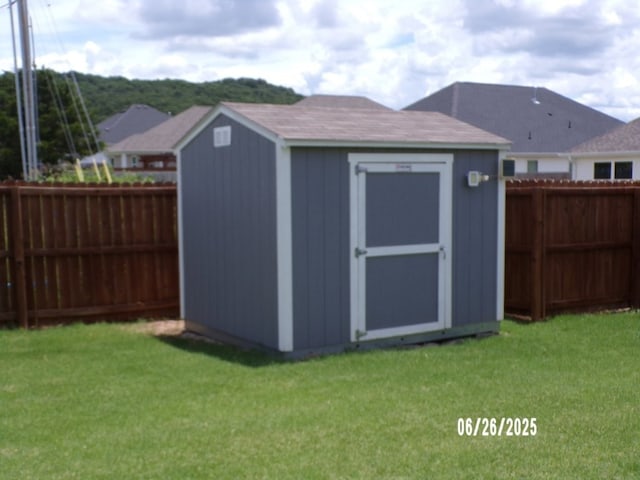 298 S Benchmark Ln, Fayetteville, AR 72704 - view of shed featuring a fenced backyard