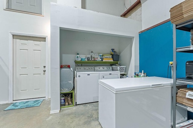 3389 Madison Unit 2405, Huntsville, AR 72740 - laundry area featuring washer and clothes dryer