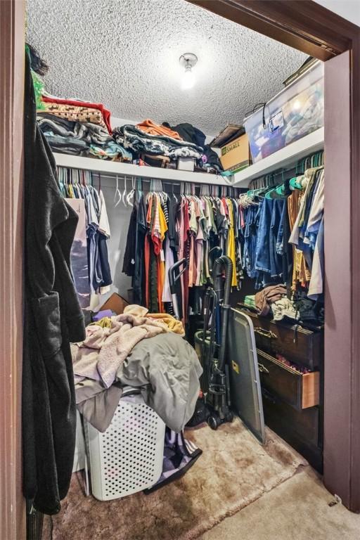 13183 Shady Grove Rd, Gravette, AR 72736 - view of walk in closet