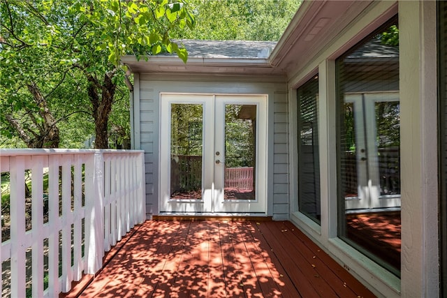 2855 E Hyland Park Rd, Fayetteville, AR 72701 - wooden terrace with french doors