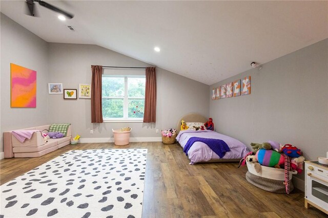 19475 Cotton Ln, Garfield, AR 72732 - bedroom featuring lofted ceiling, wood finished floors, and recessed lighting