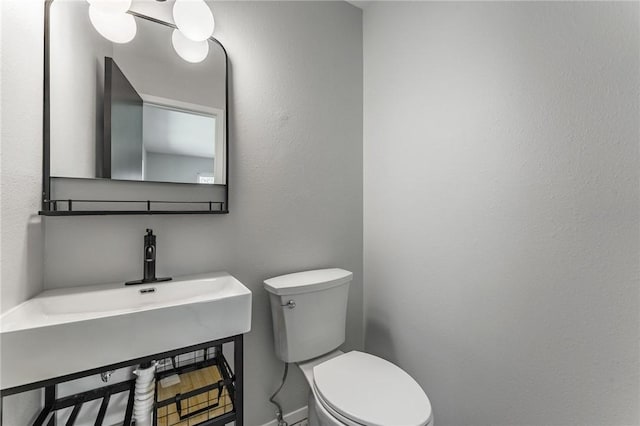 25 Grisham Cir, Bella Vista, AR 72715 - bathroom with toilet