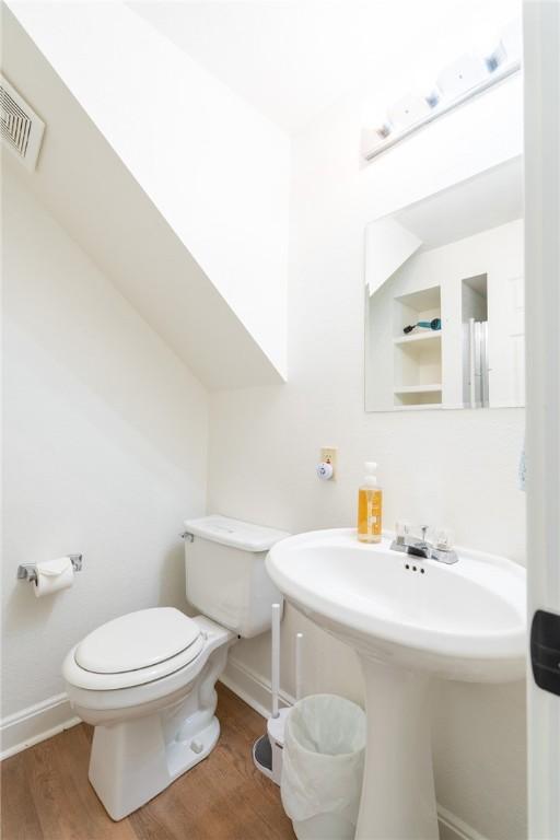 21271 Maple Dr, Garfield, AR 72732 - half bath with baseboards and wood finished floors