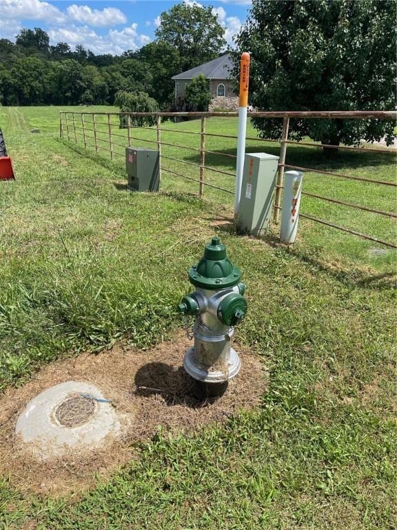 Stone River Ln, Berryville, AR 72616