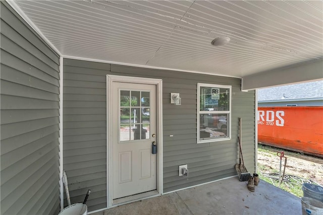 408 SW 2nd Ave, Gravette, AR 72736 - property entrance