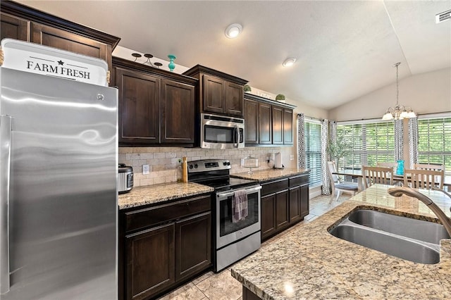 1669 Leighten Ct, Webb City, MO 64870 - photo 9